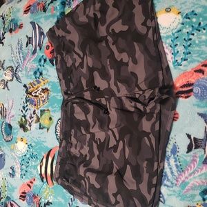 Vineyard Vines performance shorts